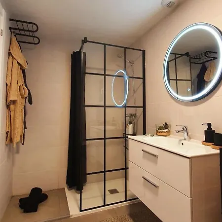 Blueskyesteponagardens Апартаменты